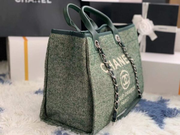 Chanel Mini Tote Light green Bag - Image 2