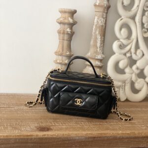 Chanel Mini Cosmetics Black Bag Buy| Chanel Mini Cosmetics Black Bag Online| Where to buy Chanel Mini Cosmetics Black Bag