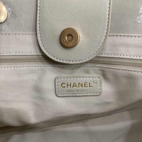 Chanel Mini Tote White With Gold Hard Ware Bag - Image 3