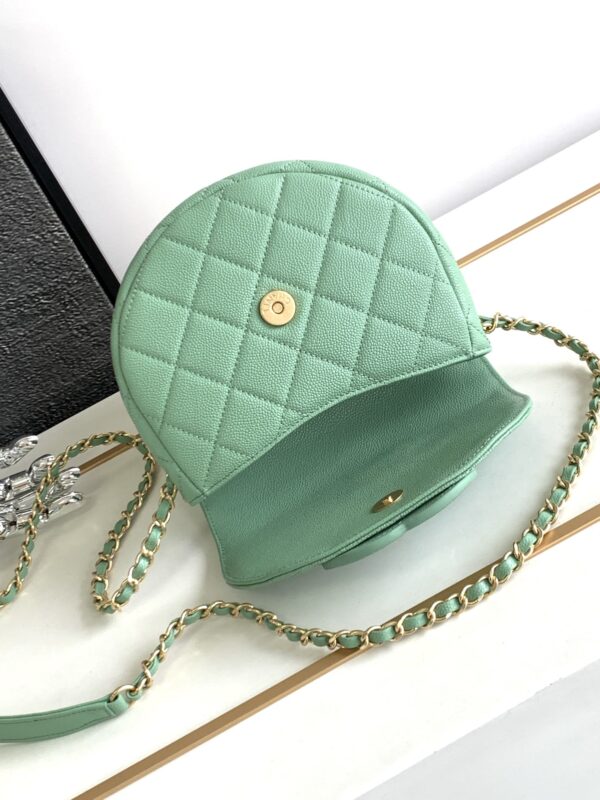 Chanel Cute Mini Logo Saddle Bag - Image 7