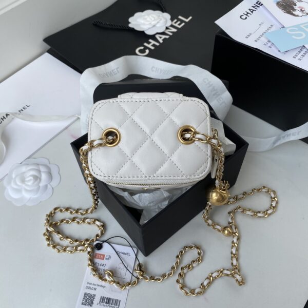 Chanel Mini White Cosmetics Bag - Image 8